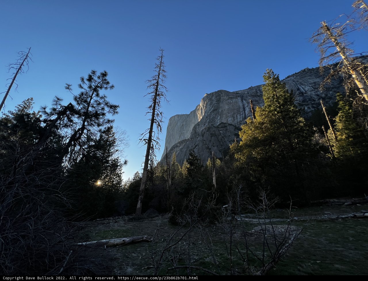 Sunrise over Yosemite's Majestic Mountains