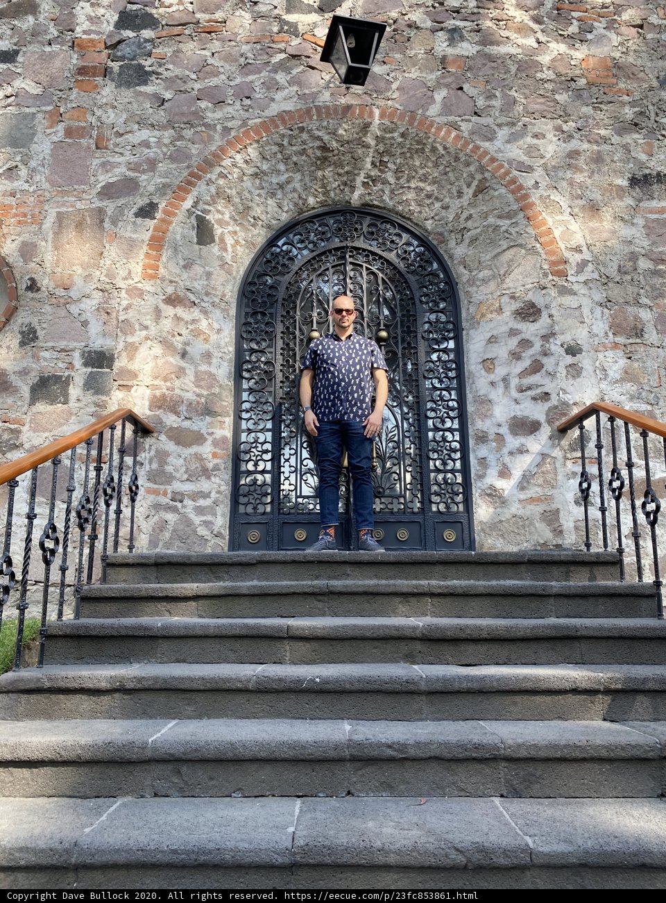 The Gothic Arch and the Man