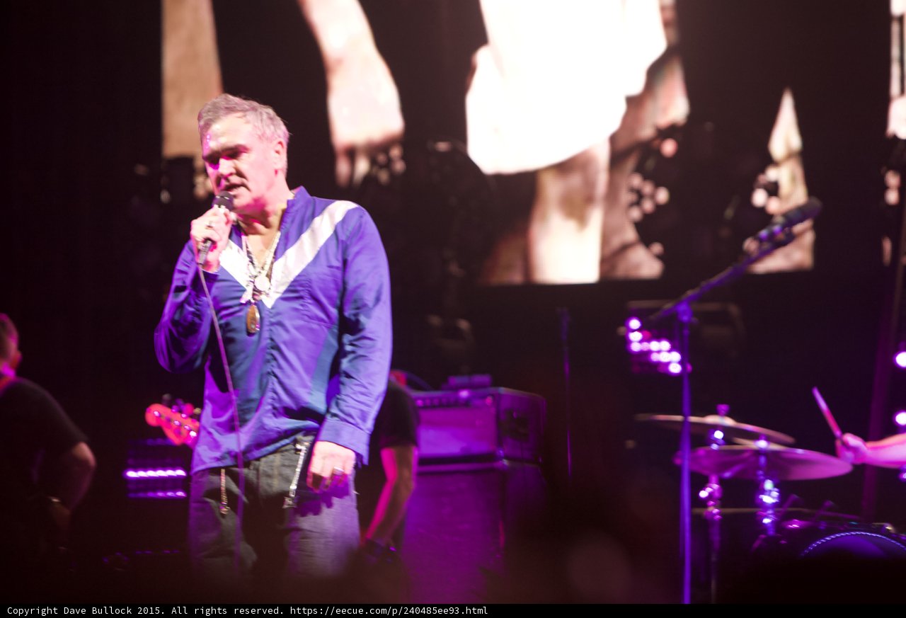 Morrissey Singing Looking Down Blue Shirt Necklaces Bassist Drummer Amp Smiths Dangling Hands Screen