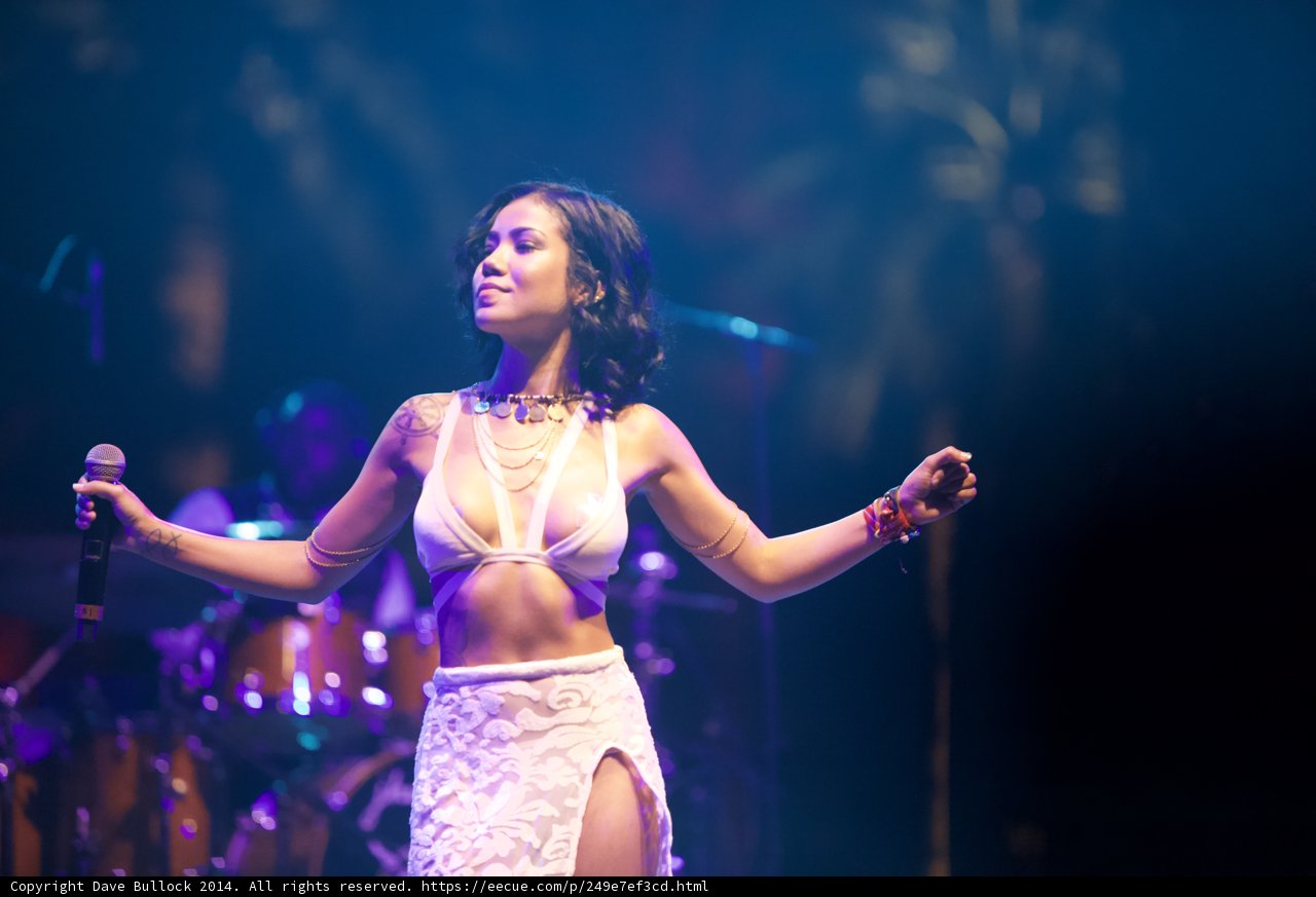 Jhené Aiko Takes the Stage in White