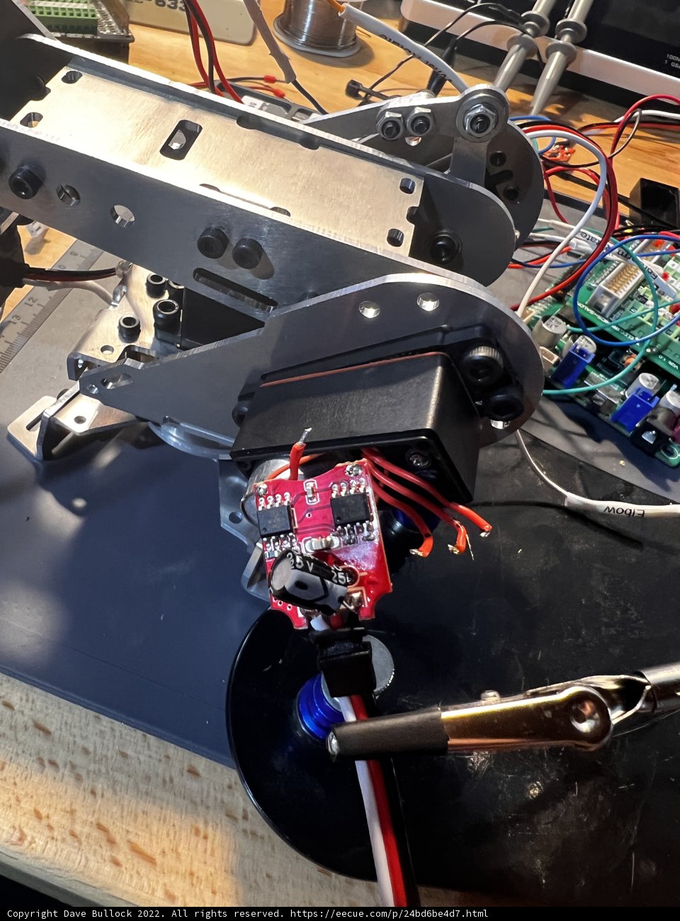 Robotic Arm with Electronic Device