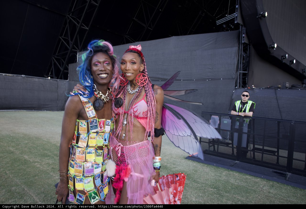Vibrant Vibes: Fashion Extravaganza at Coachella 2024