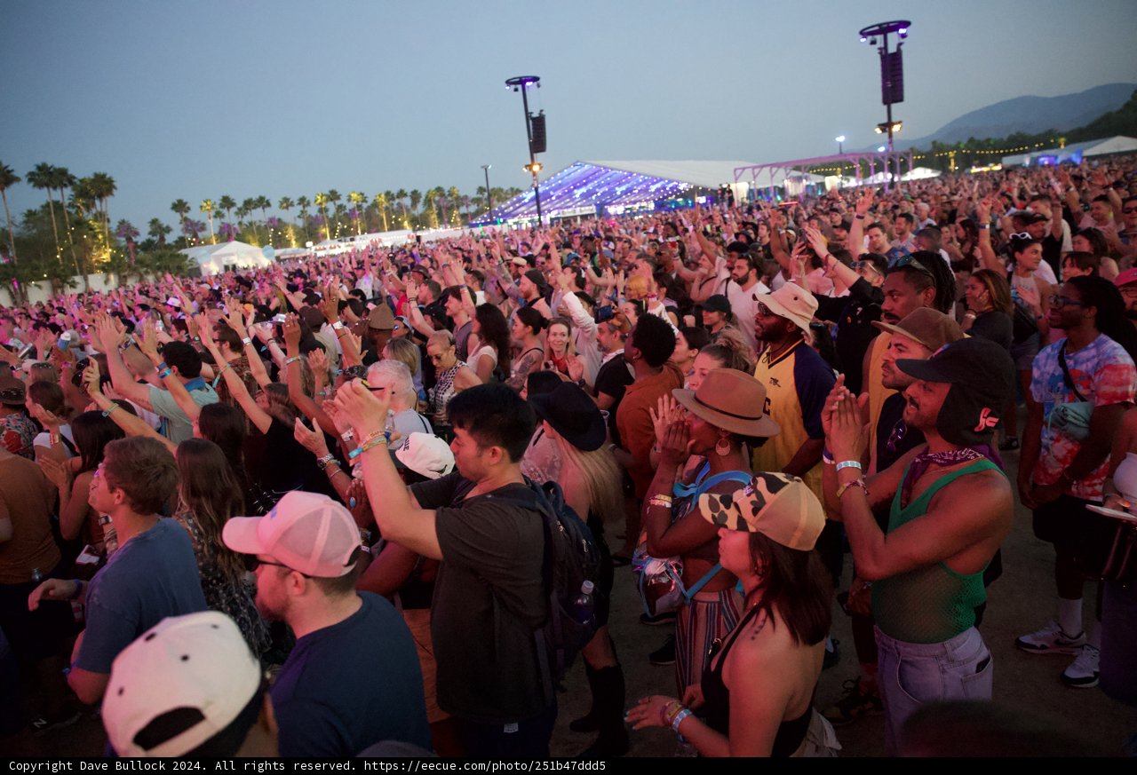 Vibrant Beats Under Dusky Skies: Coachella 2024, Weekend 2