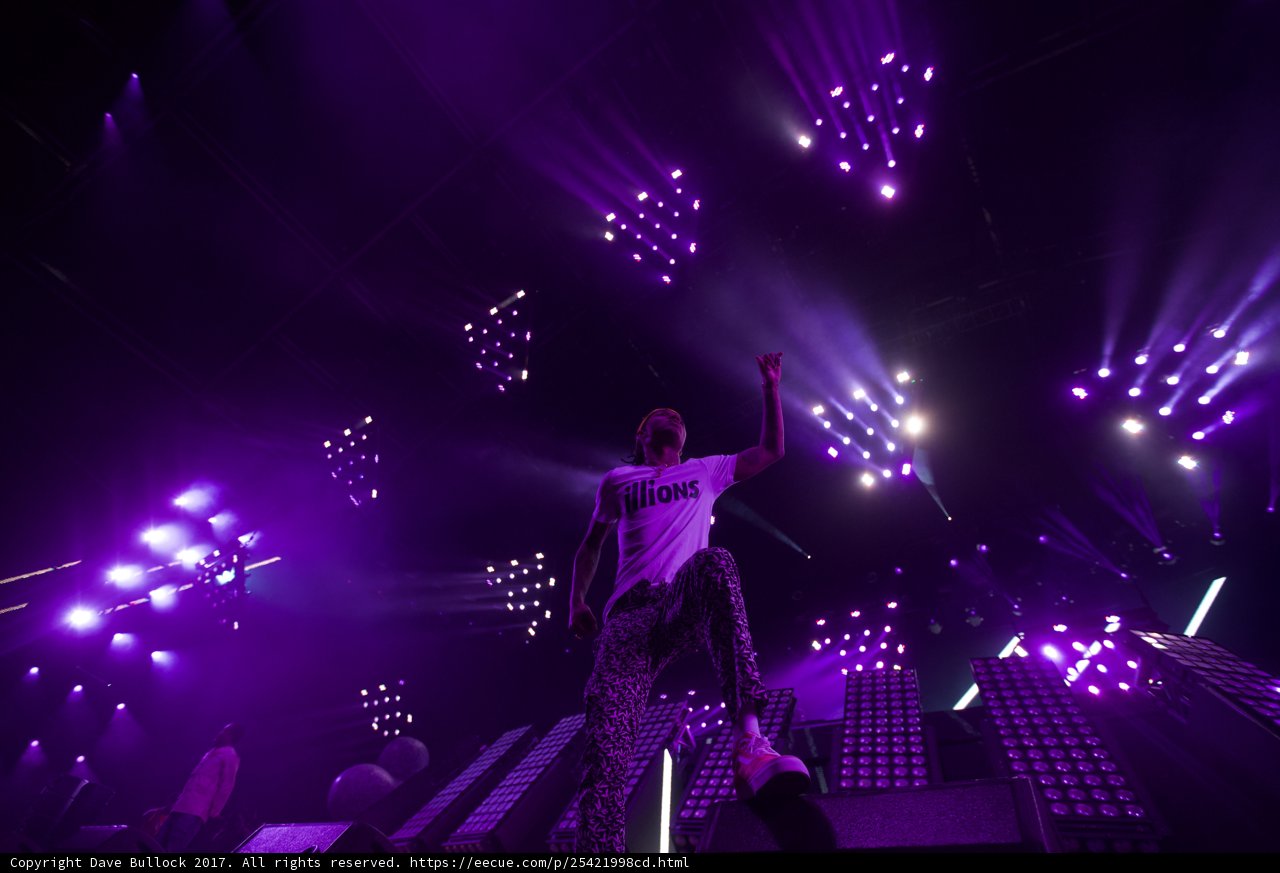 Purple Spotlight Performance