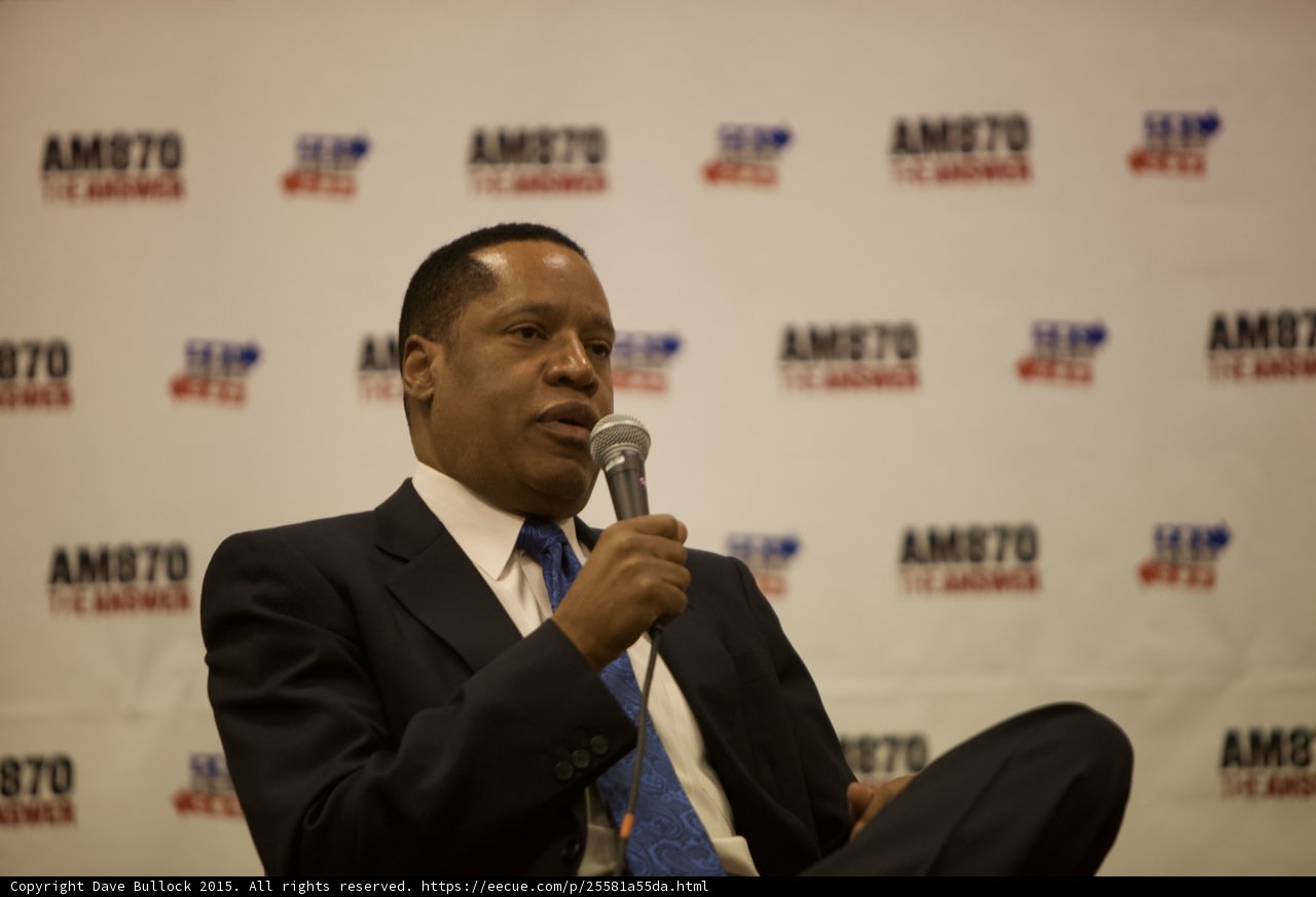 Larry Elder addresses Press Conference at Politicon