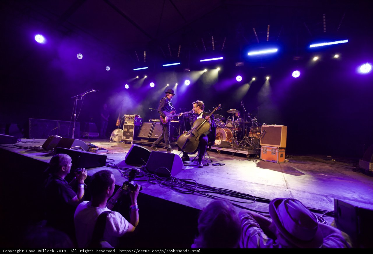 Les Claypool rocks the house at Coachella 2010