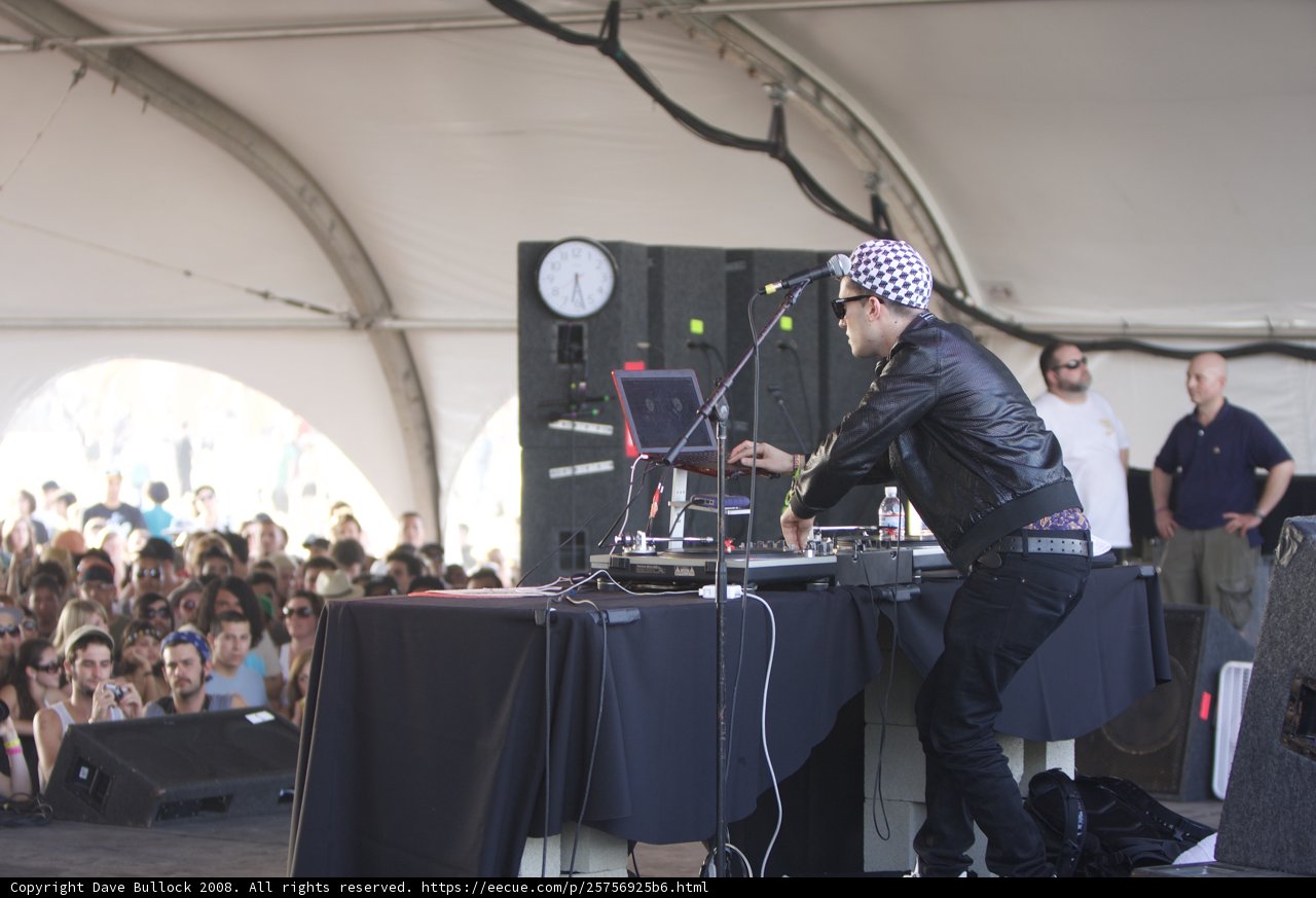 Musician energizes the crowd at Coachella