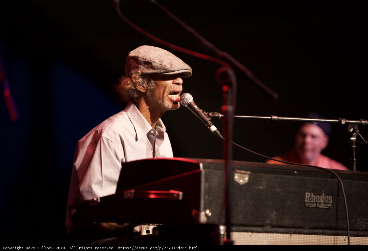 Damien Leake Rocks the Keys at Coachella