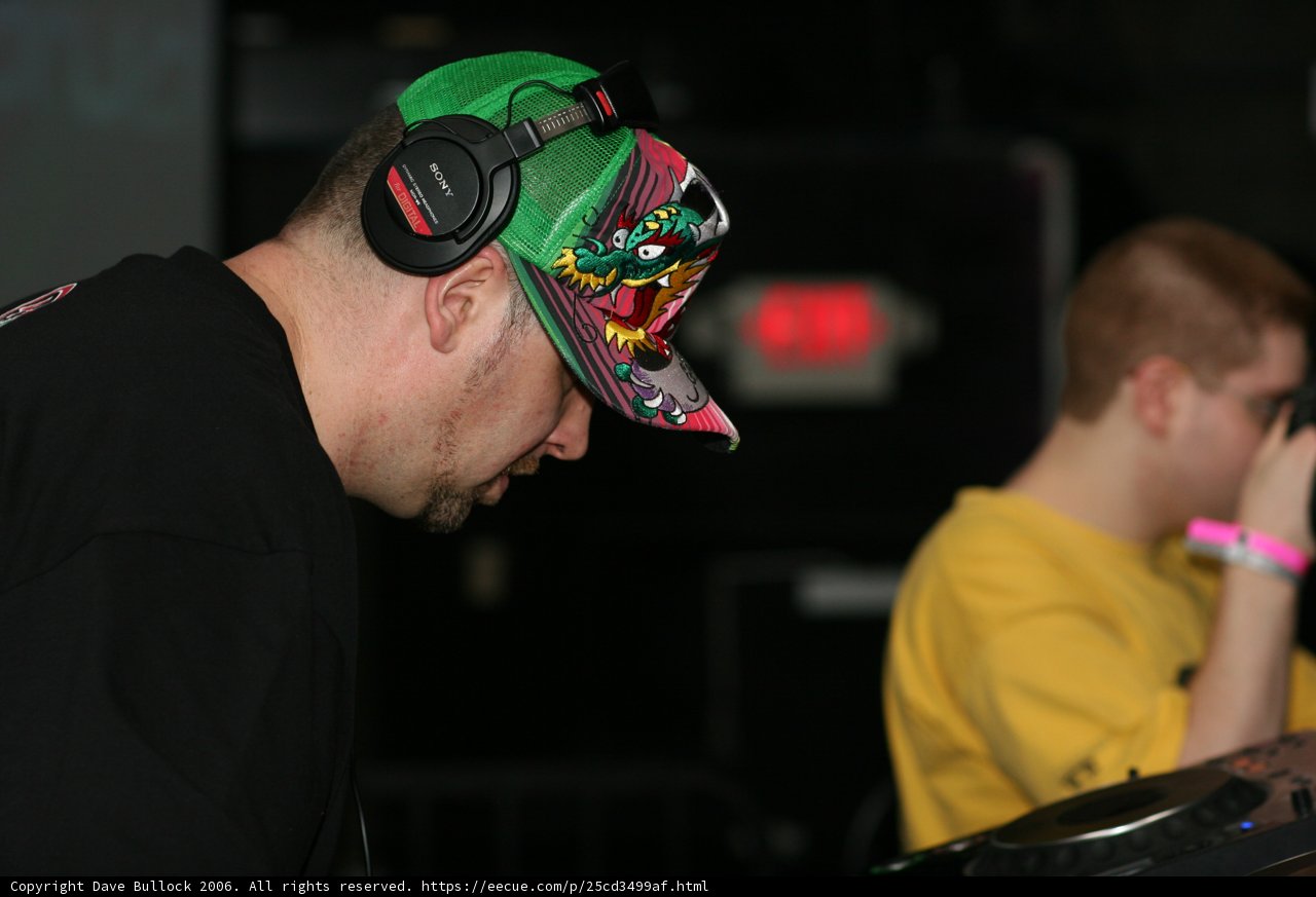 Green Hat Deejay