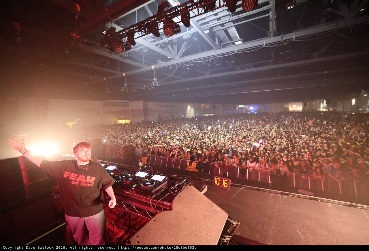 DJ Commands Massive Crowd at Wobbleland 2026