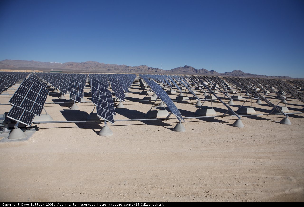 Harnessing the Sun's Power in the Desert