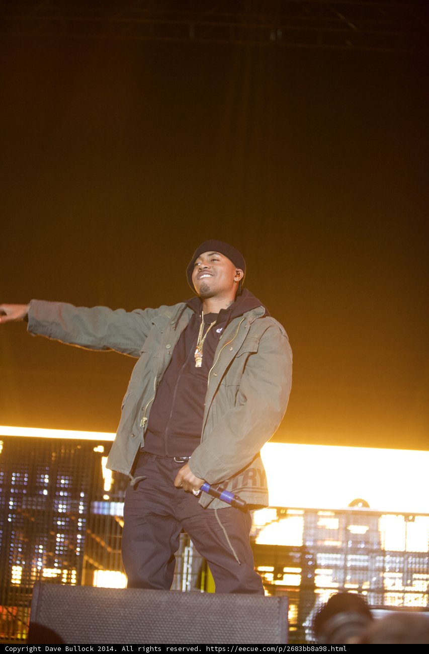 Nas Takes the Stage