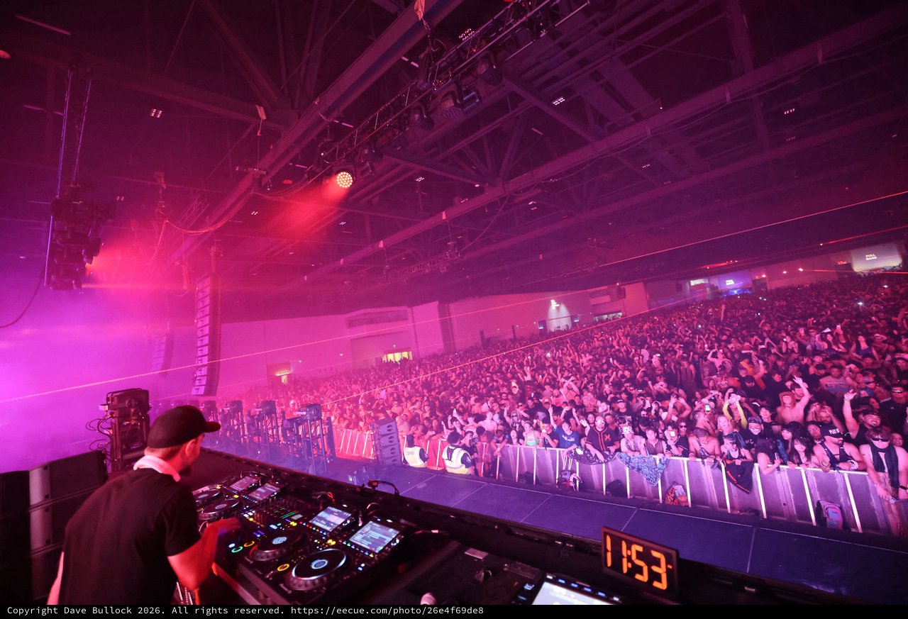 DJ Commands Massive Crowd at Wobbleland 2026