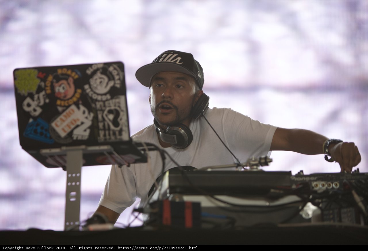 DJ Craze working his magic
