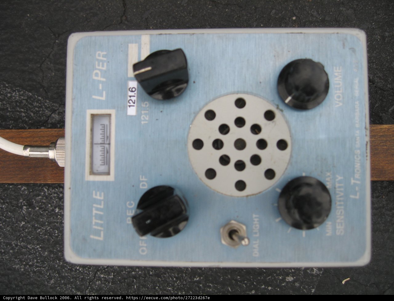 Four Knobs Electronic Adapter
