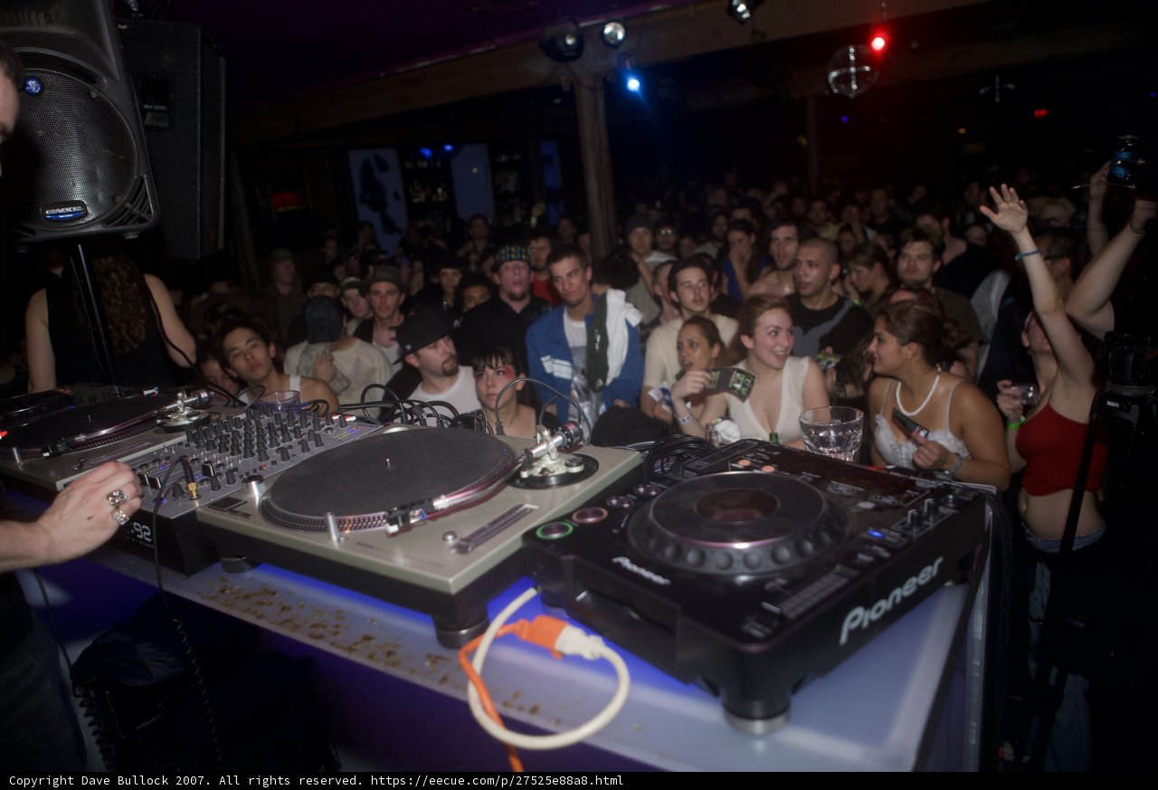 Beat Drop in the Urban Nightlife