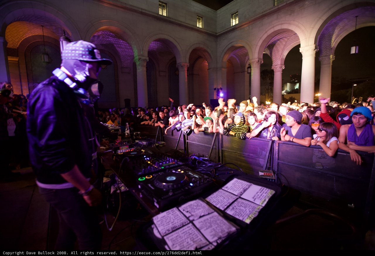 Urban Nightlife Beats with DJ Teddy Pendergrass