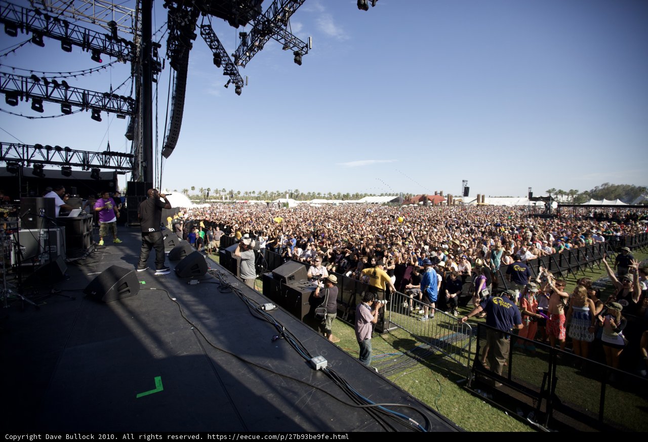 Coachella Sunday Concert Crowd