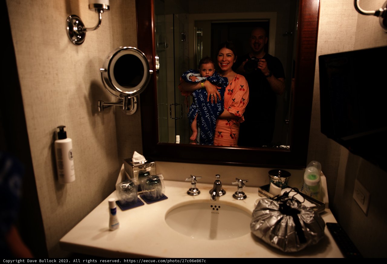 Mirror Reflection Memories