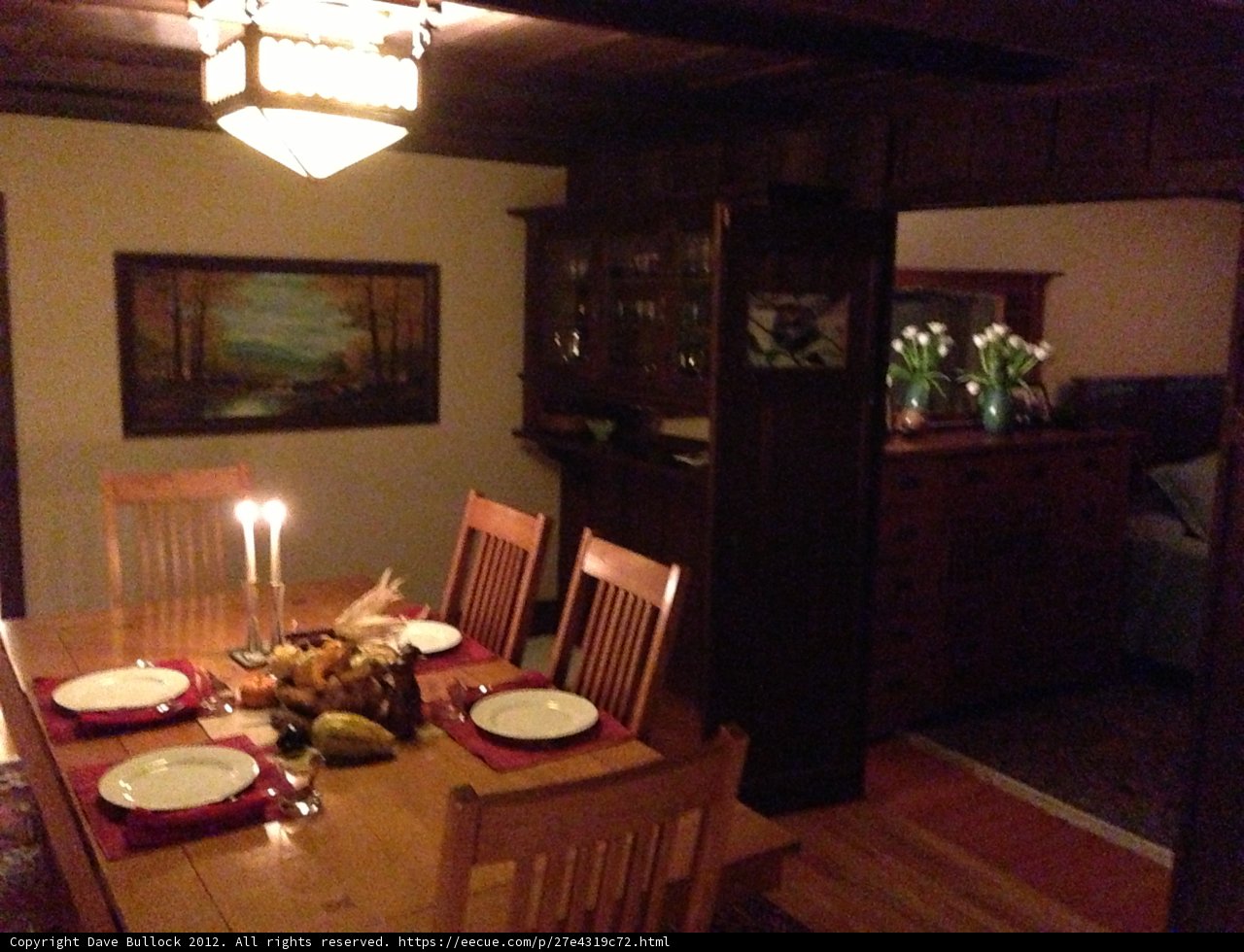 A Cozy Dining Room Setup