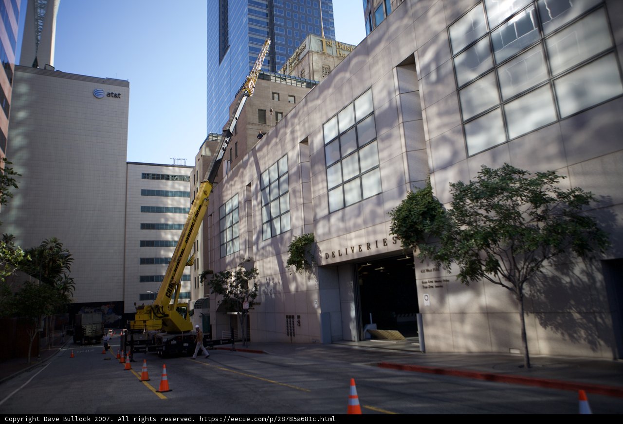 Building Lifting in the City