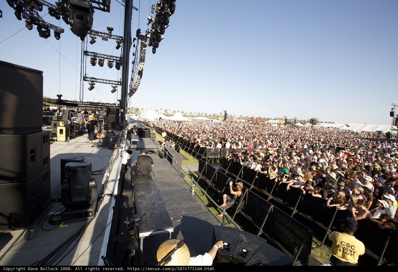 Coachella 2008: A Sea of Fans