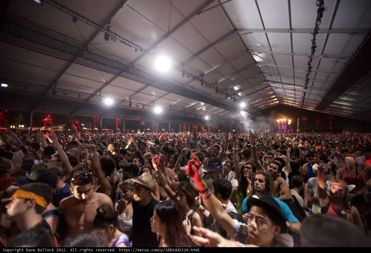 Coachella 2012: Saturday Night Crowd Concert