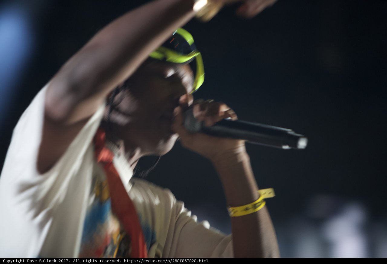 The Vocalist in Yellow Glasses
