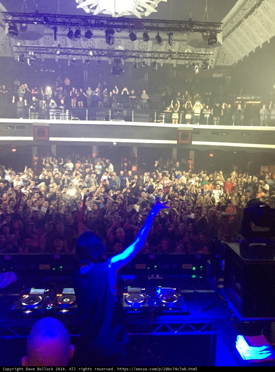 Madge Gill rocks the night at L.A.'s hottest nightclub