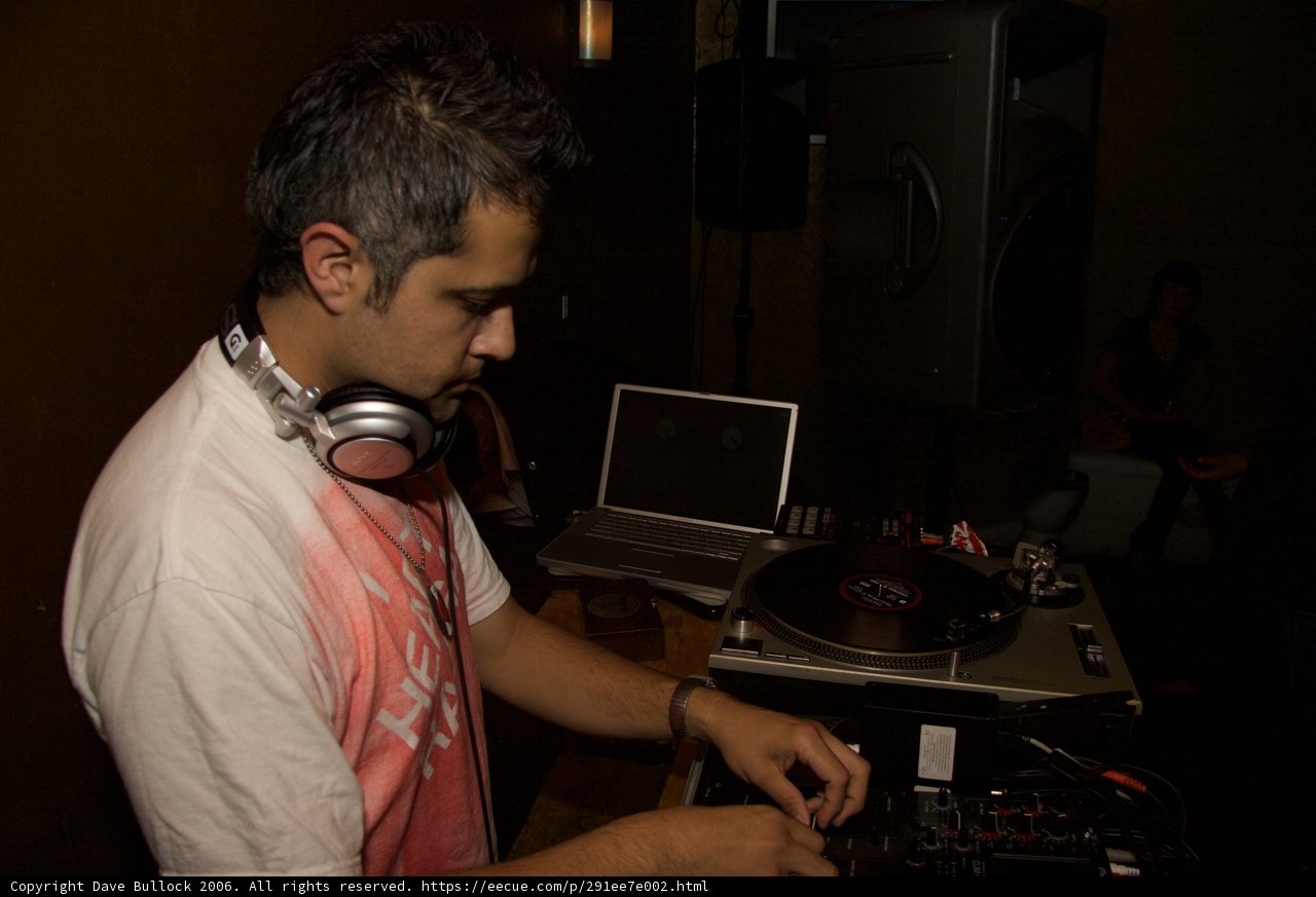 Grooving to Respect Tech Itch
