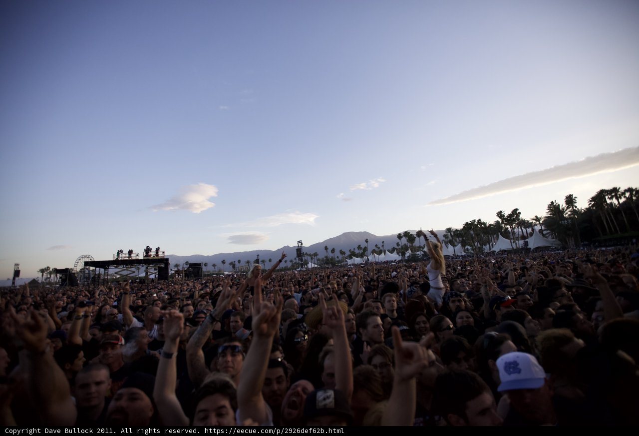 Big Four Festival Concertgoers Raise the Roof