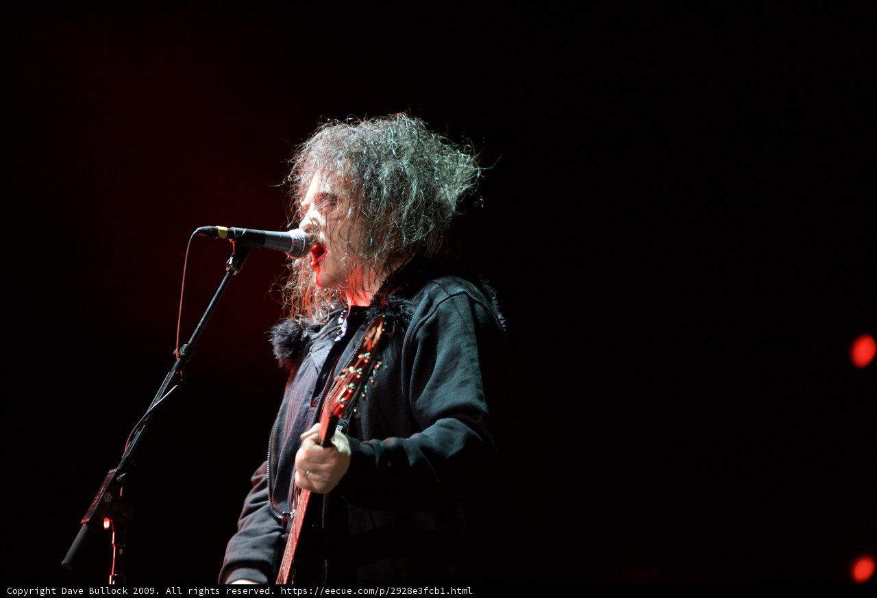 The Cure rocks the O2 Arena