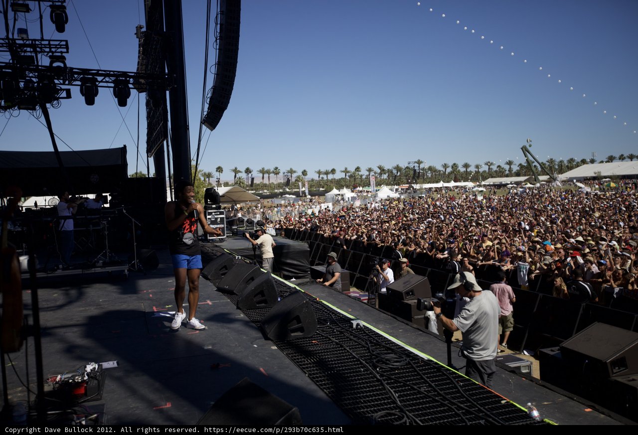 Crowd Goes Wild for Donald Glover at Coachella 2012