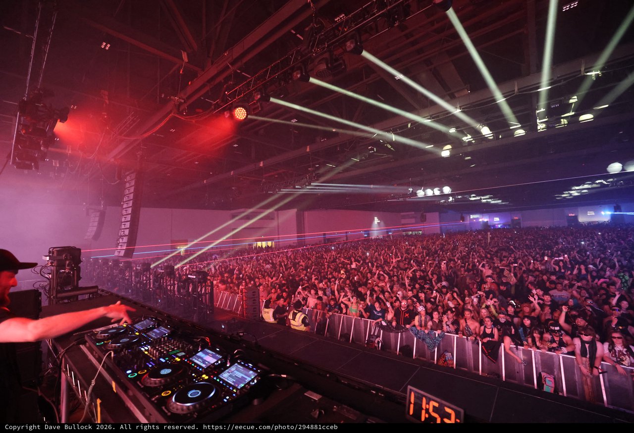Massive Crowd Electrified at Wobbleland 2026 EDM Festival