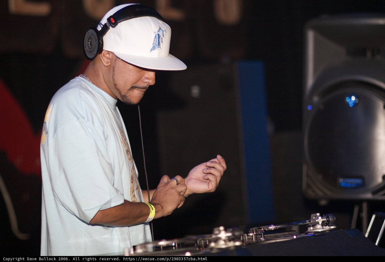 White Hat DJ