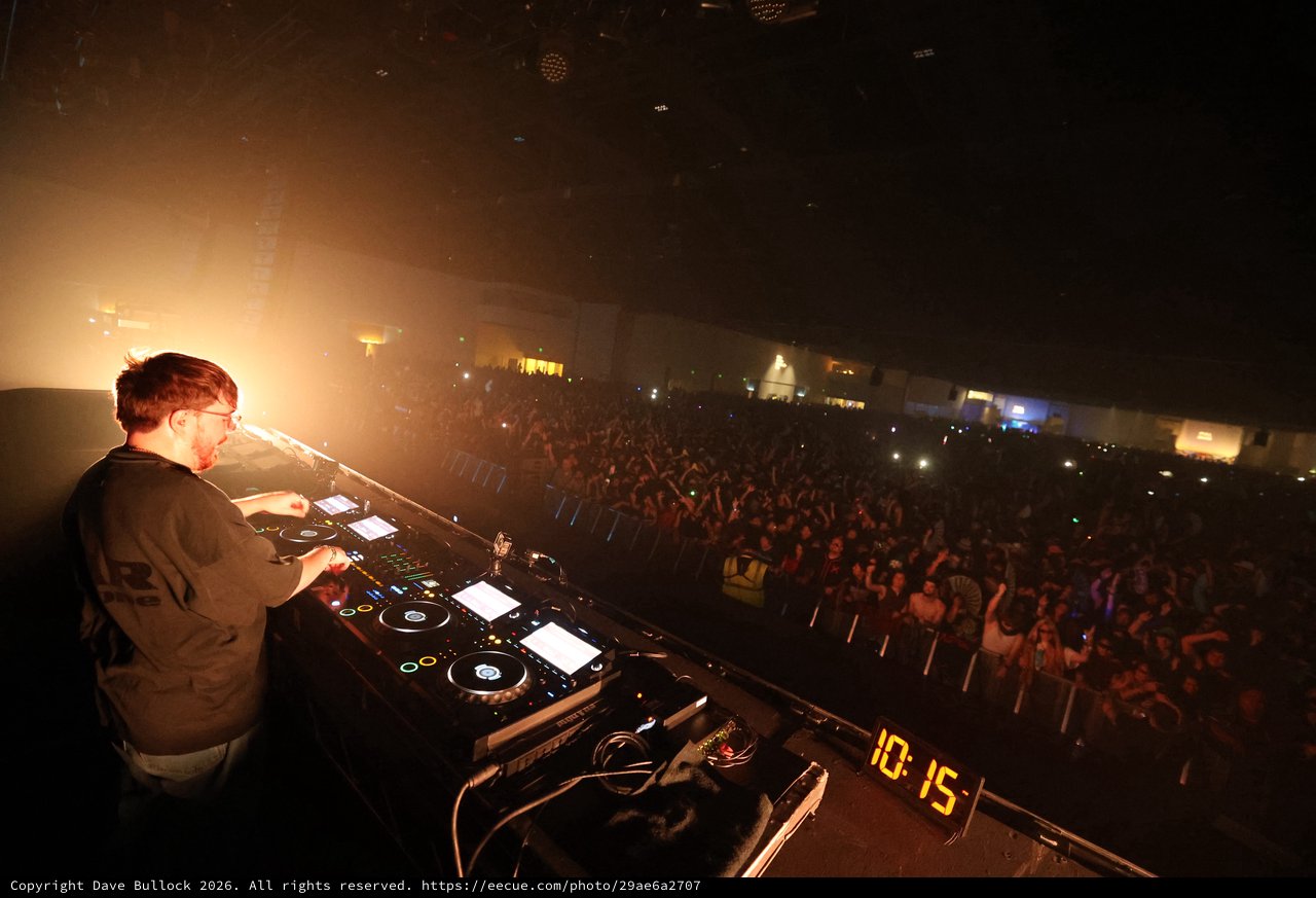 DJ Commands Massive Crowd at Wobbleland 2026