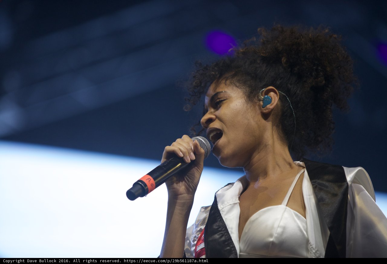 Afro Queen Takes Coachella by Storm