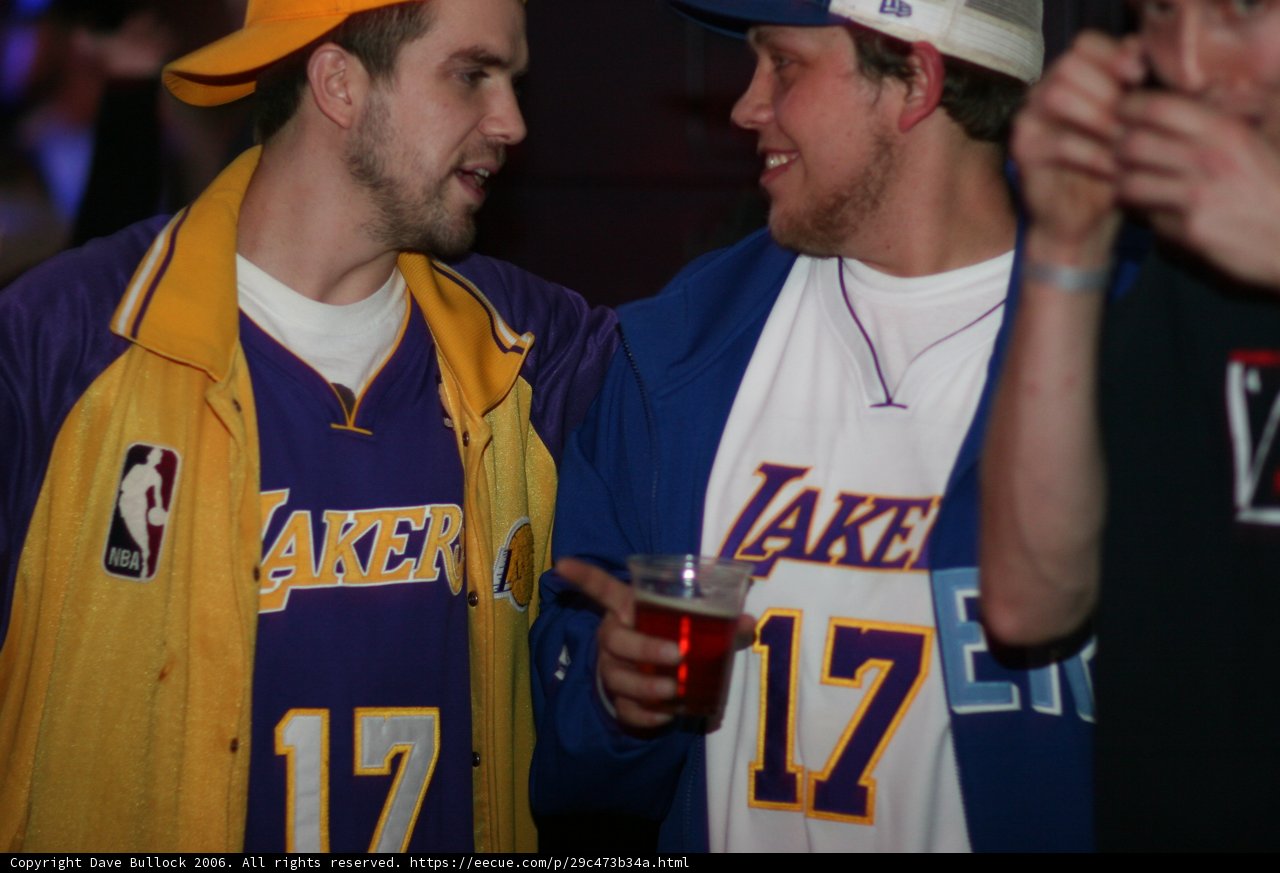 Lakers Fans Unite