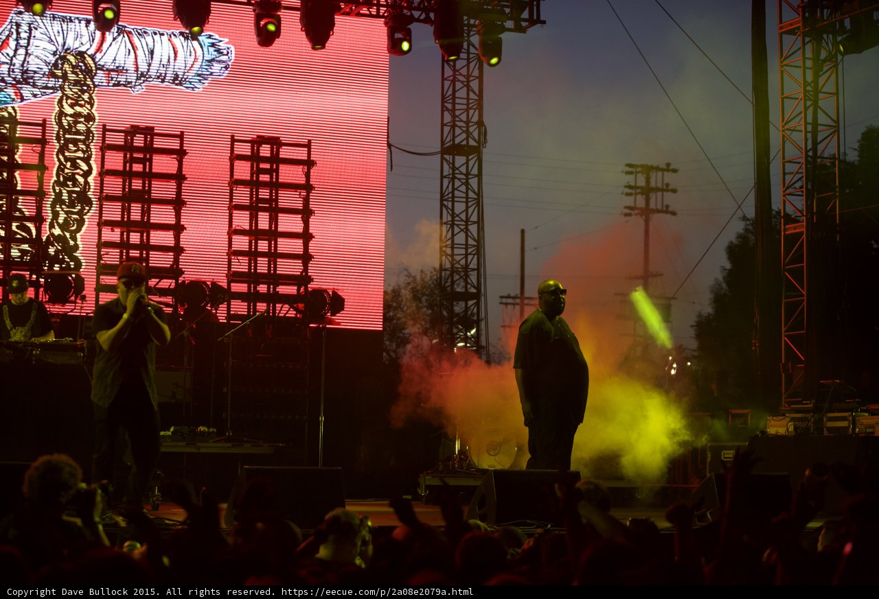 Stage with Chain Logo