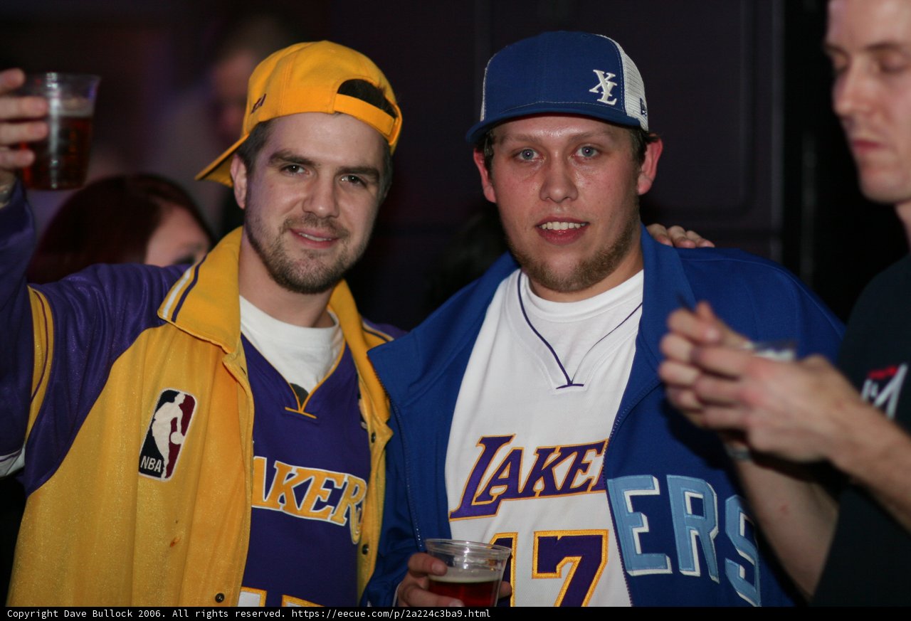 Lakers Fans Unite