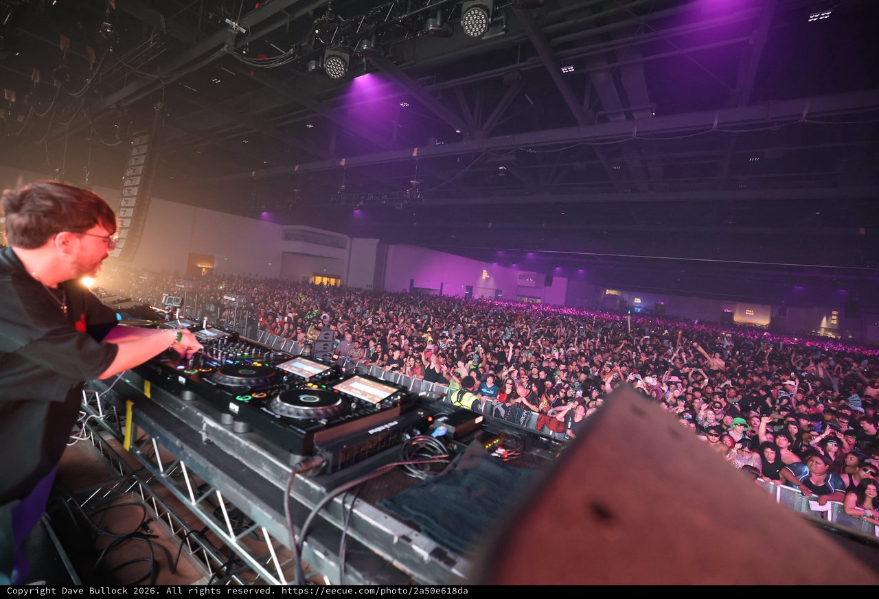 DJ Performs to Massive Crowd at Wobbleland 2026