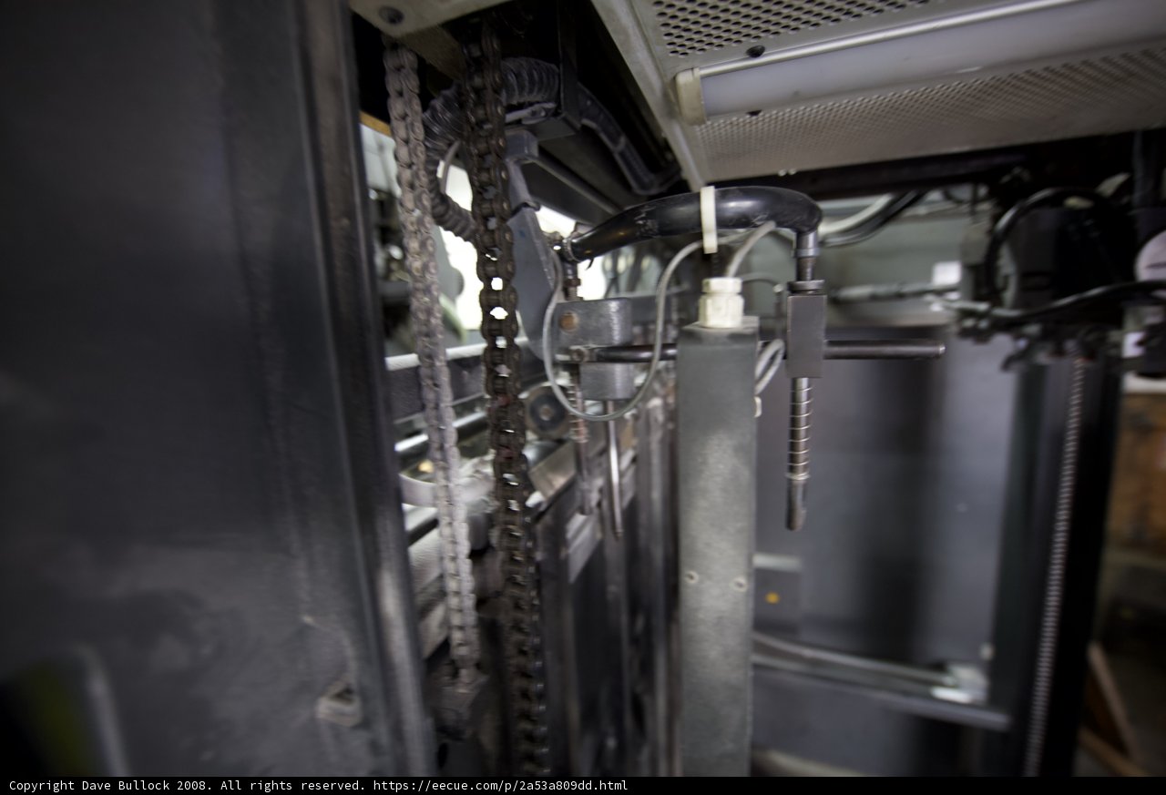 Chain-linked Machine