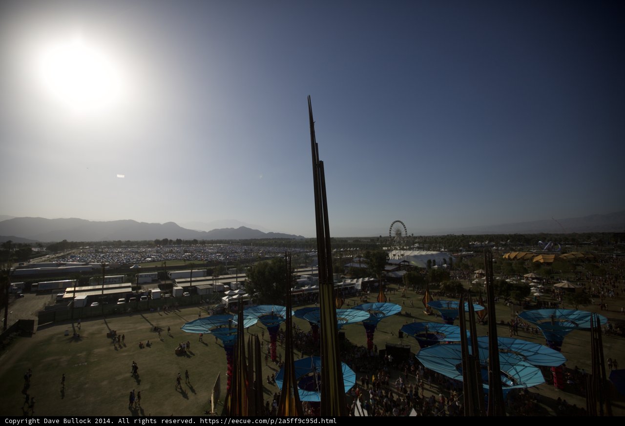 Over the Crowd: The Sun Shines Down at Coachella