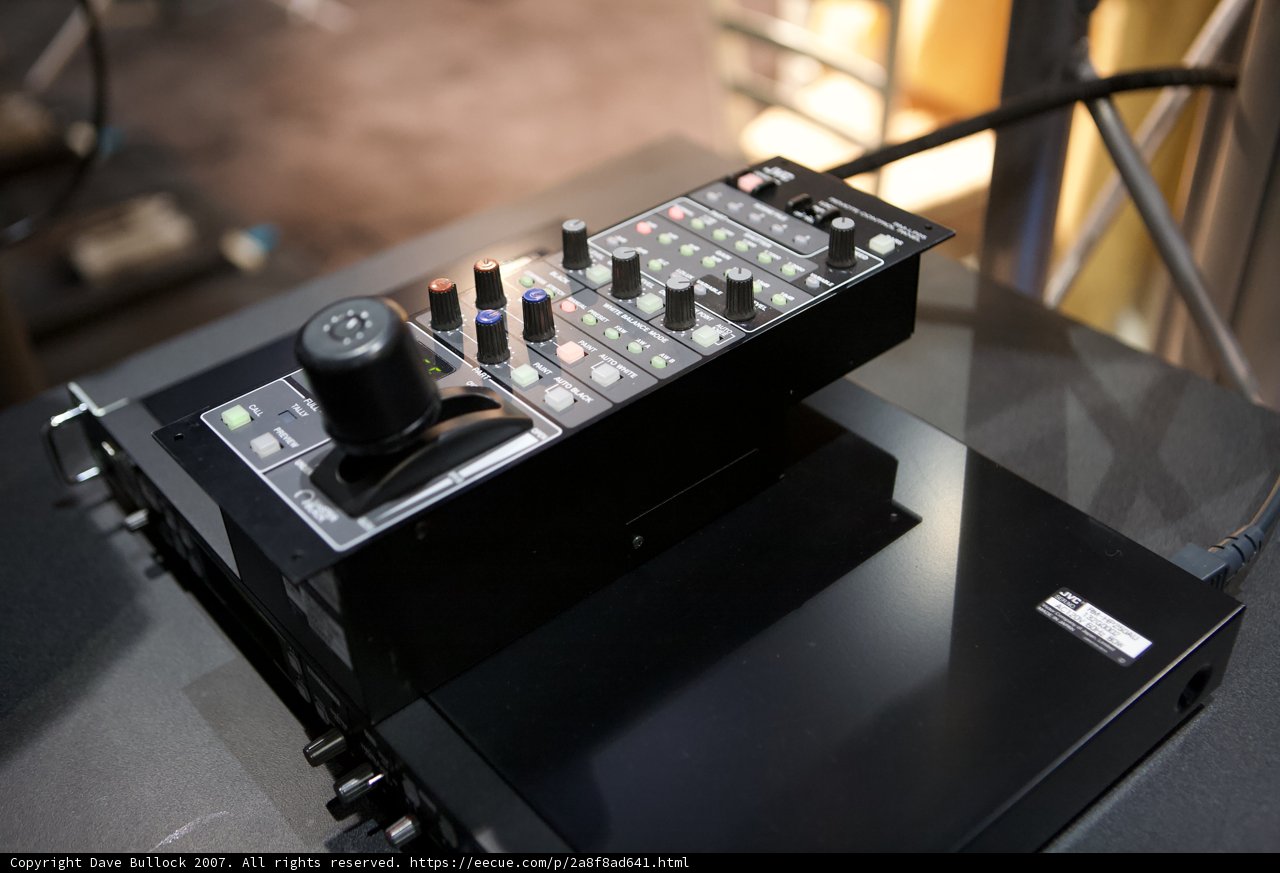 Remote-controlled mixer