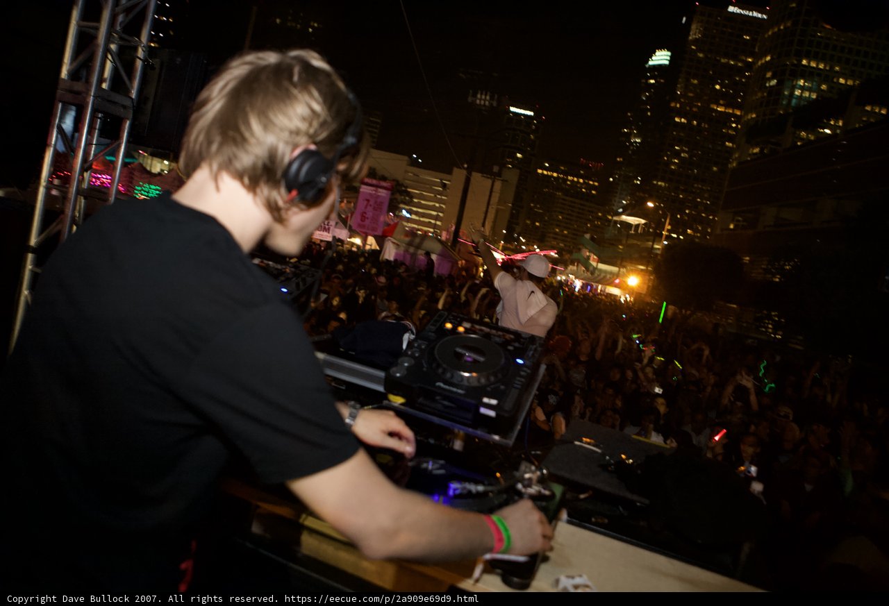 Solo in the Nightlife