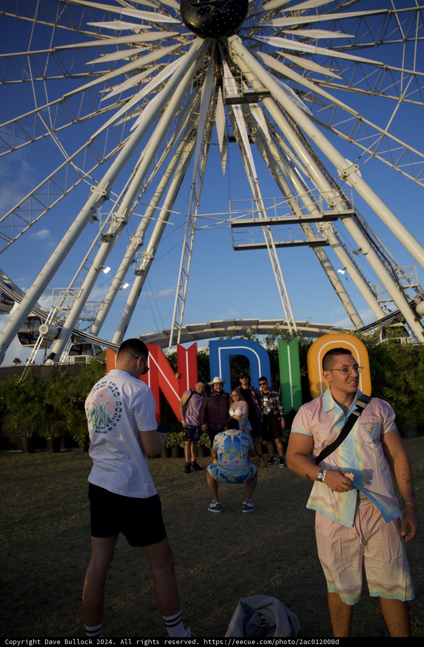 Coachella Vibes: Fashion and Fun Under the Ferris Wheel
