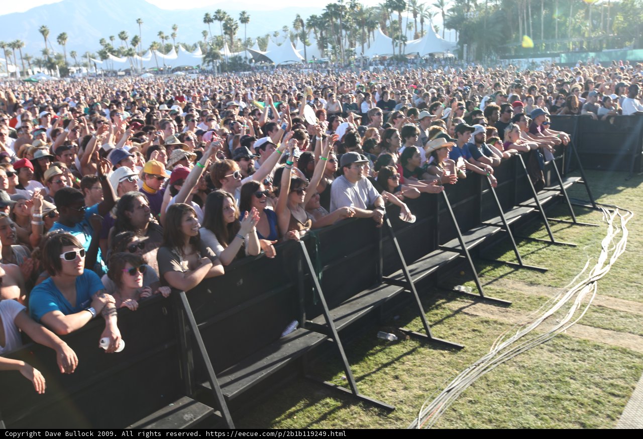 Coachella 2009 Crowd