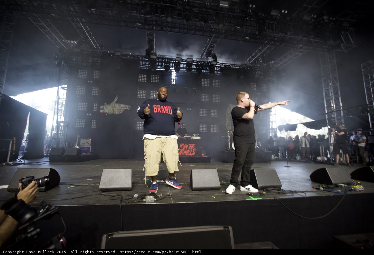 Run The Jewels Thumbs Up