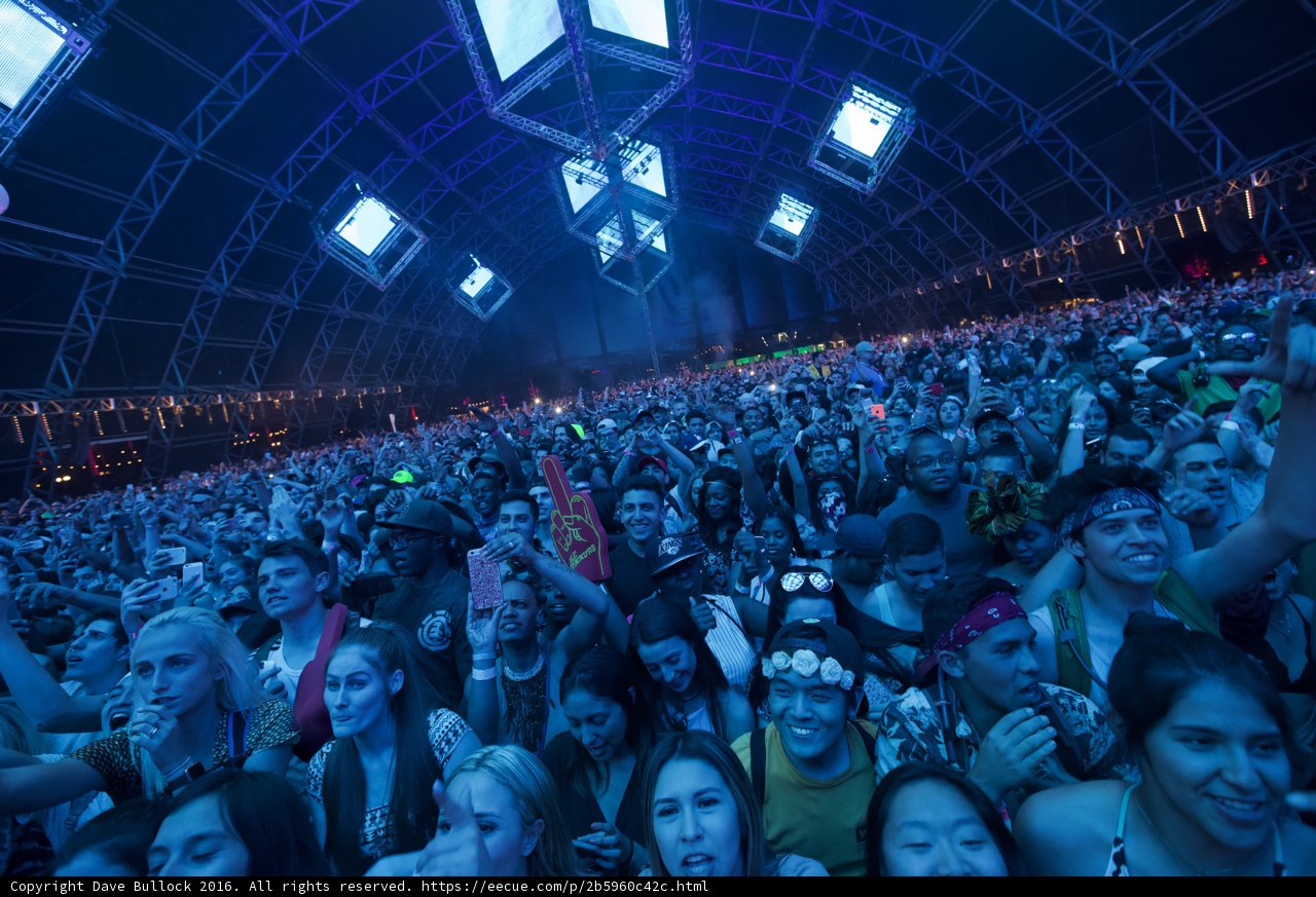 Urban Crowd Rocks Out Under Glowing Lights
