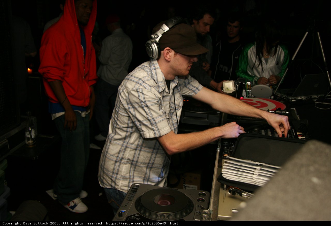 Plaid Party Deejay